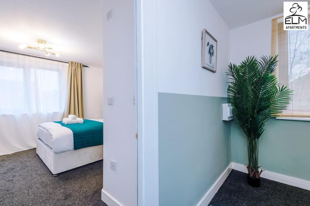 Cozy 1 Bedroom Apartment, Prime Location , Free Parking Manchester Exterior foto